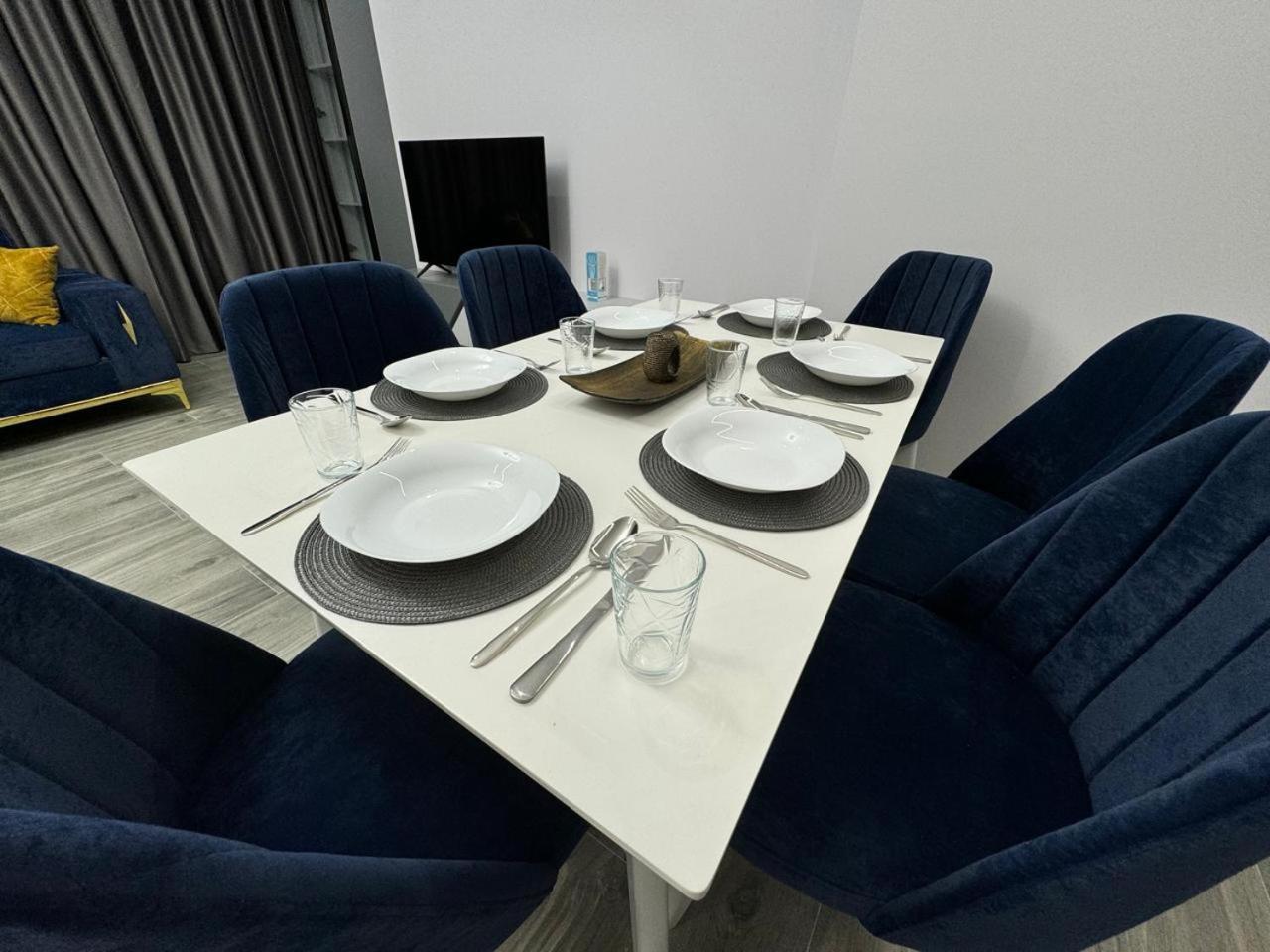 Isla'S Luxurious Seaside Apartments Durrës Exteriör bild