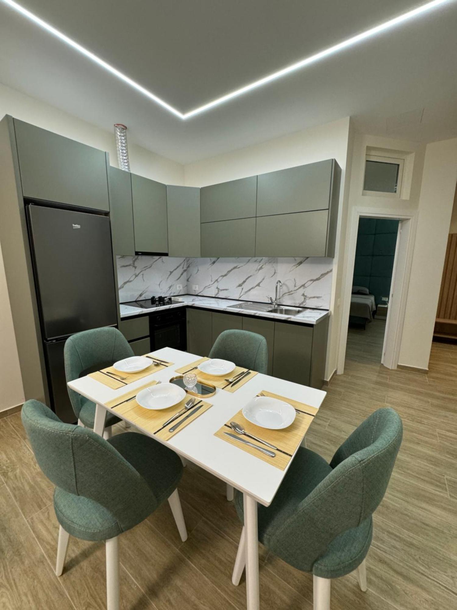 Isla'S Luxurious Seaside Apartments Durrës Exteriör bild
